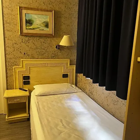 Giardinetto Al Sant'orsola فندق 2*